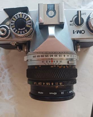 camera fotografica Olimpus  reflex OM-1