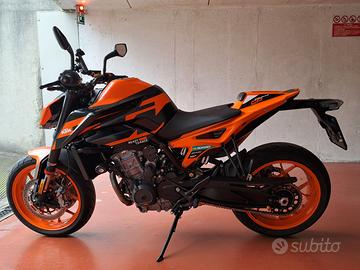 KTM DUKE 890 GP 2024
