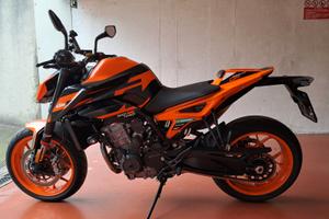 KTM DUKE 890 GP 2024
