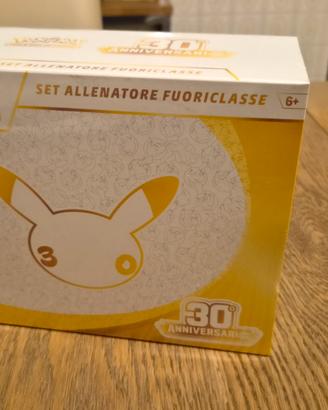 ETB Pokémon 30° Anniversario - Set Allenatore