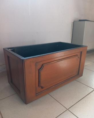 N. 2 FIORIERE CM. 64X34 H32 SIMIL-LEGNO C/RISERVA