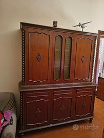 Meravigliosa credenza in legno