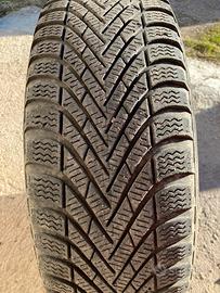 Cerchi originali Ford + Gomme Pirelli