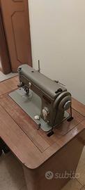 macchina per cucire Pfaff 60