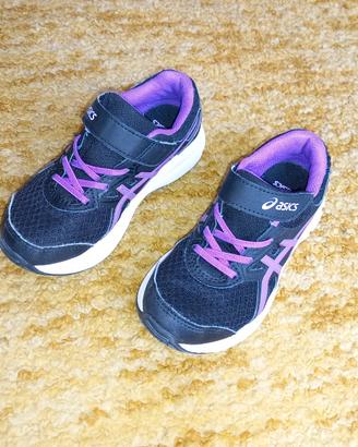 Scarpe Asics n. 33