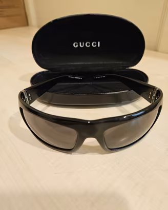 Occhiali da sole Gucci originali con custodia