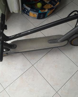 monopattino elettrico 