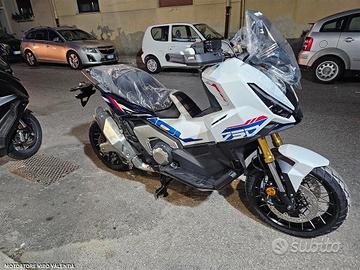 Honda X-ADV 750 X ADV XADV750 Tricolour HRC