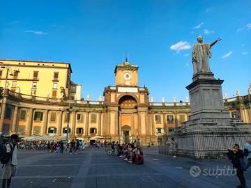 Loft centro storico - PIAZZA DANTE - 12 mesi