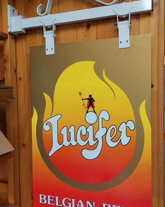 Insegna a bandiere pub Birra Lucifer, metallo 