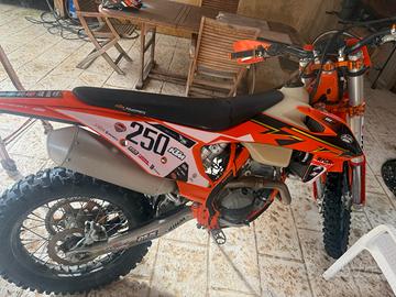 KTM EXC F SIX DAYS 250