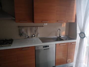 cucina  sala cameretta camera da letto 