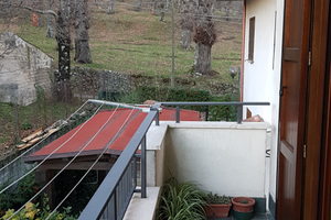 Casetta in collina (700m)