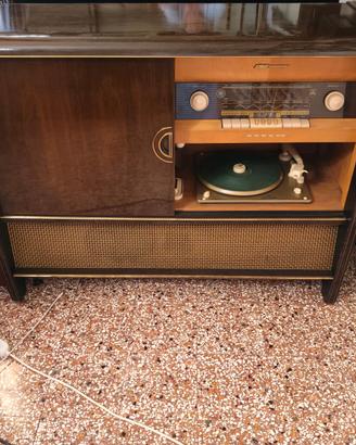 Mobile radio giradischi vintage