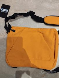 postina k-way nuova colore gialla