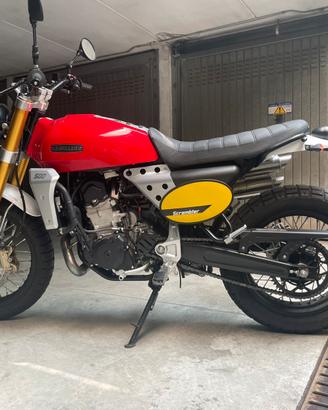 Fantic Caballero 500 Scrambler appena 8000 km