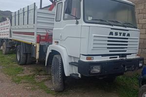 MACCHINA OPERATRICE 4x4 GRU FORESTALE