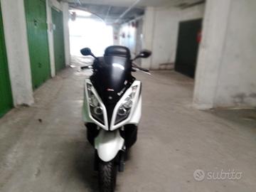 Kymco Downtown 300i - 2011
