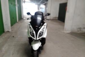 Kymco Downtown 300i - 2011