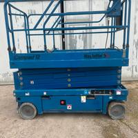 Piattaforma a pantografo HAULOTTE COMPACT 12