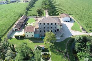 RUDA - AZIENDA VITIVINICOLA Rif. Att126