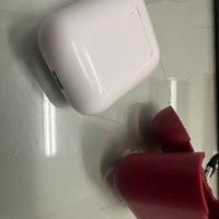 Airpod seconda generazione con custodia