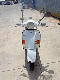 Vespa 50