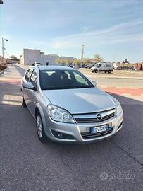 Opel astra gpl 1.4
