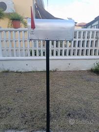 U S. Mail cassetta postale