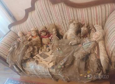 Stock bambole antiche