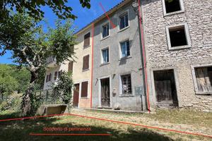 Lusiana - Rustico con scoperto da ristrutturare