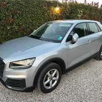 Acquistiamo veicoli usati - auto, camper, barche -