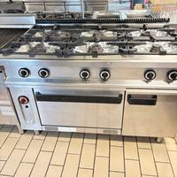 Cucina a gas per ristoranti