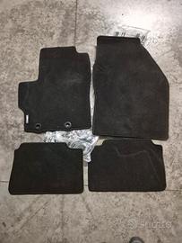 tappetini toyota yaris IV serie