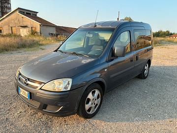 Opel Combo 2008 Metan/Benzin