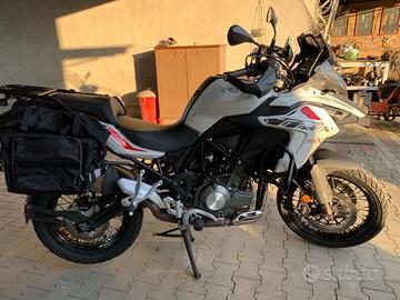 Benelli trk 502 X
