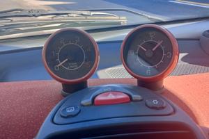 Coppia contagiri  e orologio smart