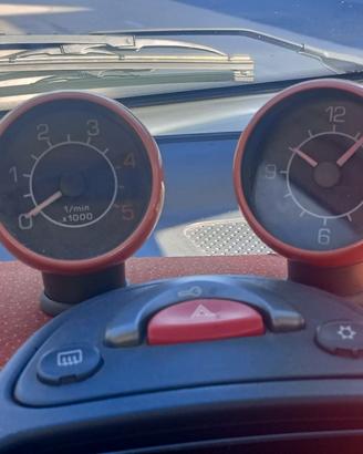 Coppia contagiri  e orologio smart