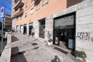 NEGOZIO A ROMA