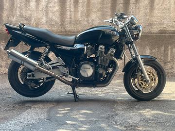 Yamaha xjr 1200