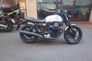 Moto guzzi V stone