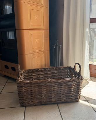 Cesta legna e ferri