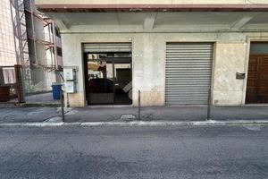 NEGOZIO A CASSINO