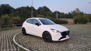 Mazda 2 m-hybrid Homura 90cv