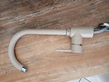 rubinetto  lavello cucina