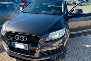 Audi Q7 3.0 V6 TDI 233CV quattro tiptronic
