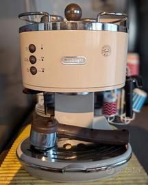 Macchina caffè espresso De Longhi