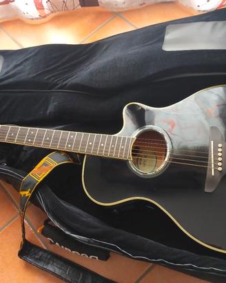chitarra Yamaha 