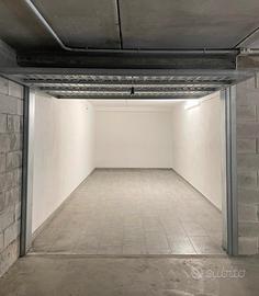 Box 21 m² Piacenza zona stadio