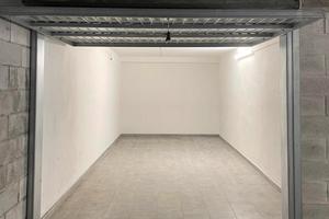Box 21 m² Piacenza zona stadio